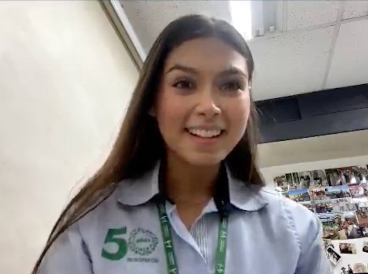 A Valeria Charris se le vio muy emocionada al recibir la noticia de que ella será la reina del Carnaval de Barranquilla del año 2022./Captura de video.