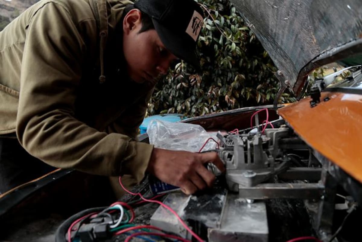 El proyecto 'Eolo' diseñó el primer carro eléctrico eólico construido en Colombia COLPRENSA