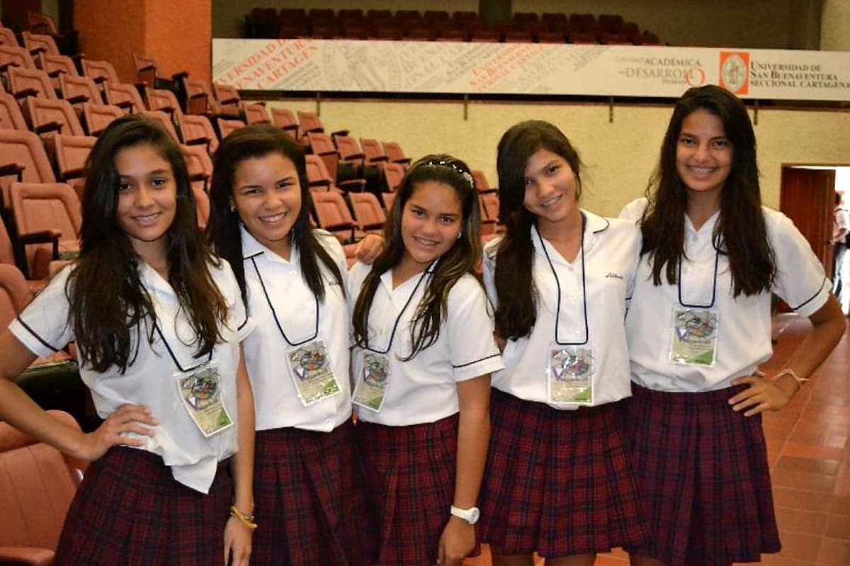 Carmen Carrascal, María C. González, María Laura Guerrero, Daniela Oyola y Paloma Botero.