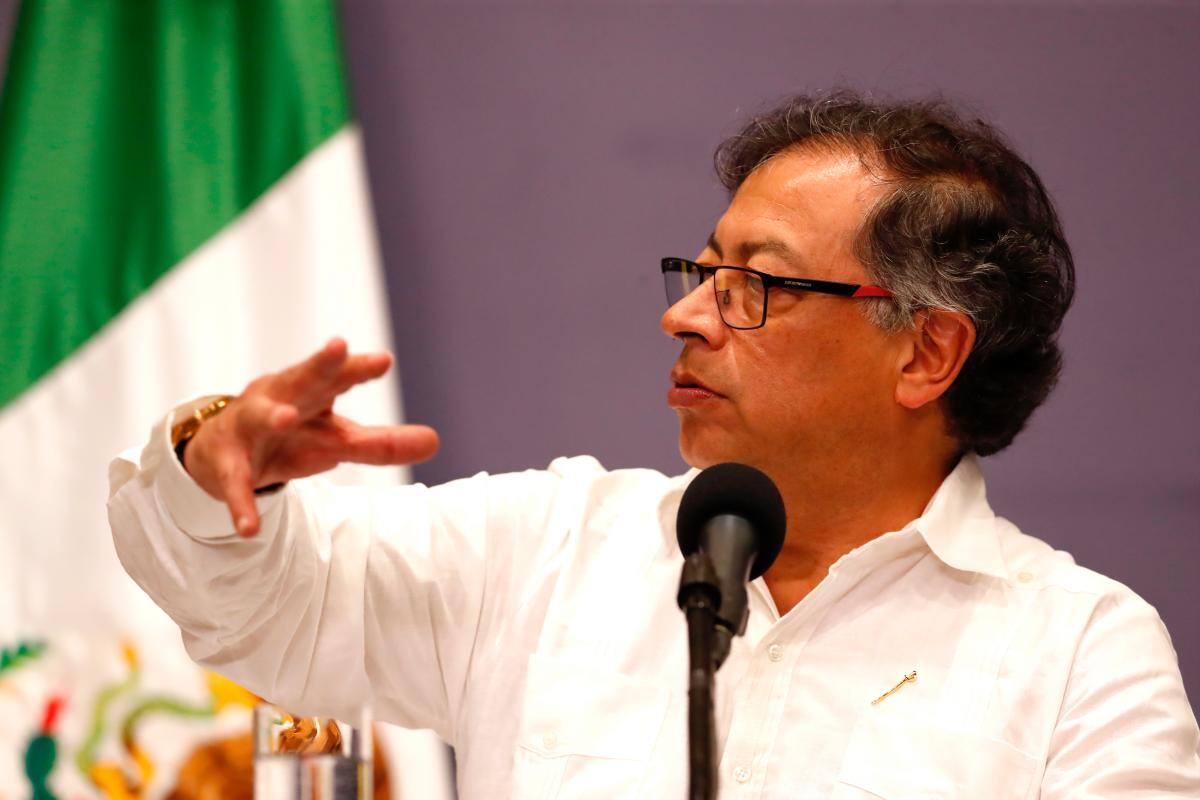 El presidente Petro sufrió una lesión tras una caída en Cartagena