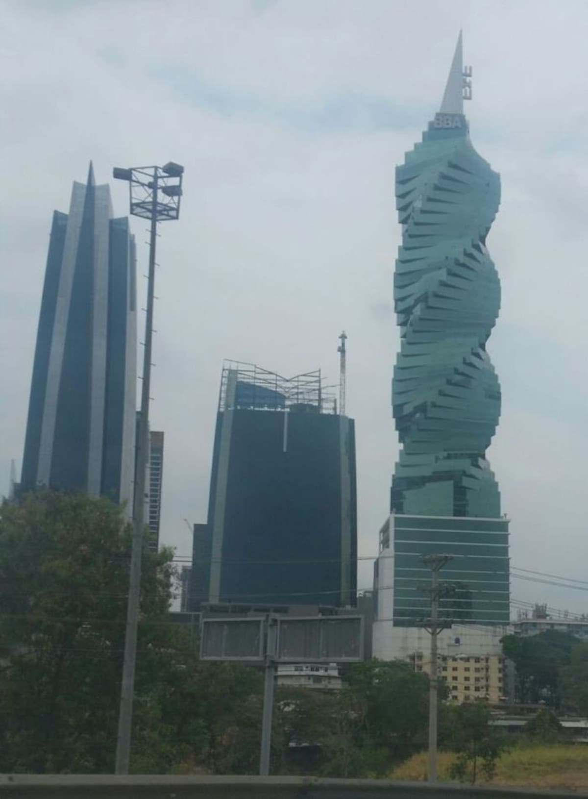 El sector hotelero ha disminuido su ocupación por el alza del dólar en Ciudad de Panamá.