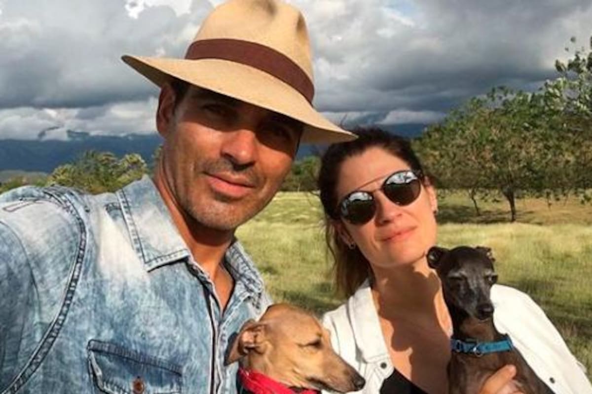 Con tierna foto, Tiberio Cruz anunció nacimiento de su primera hija