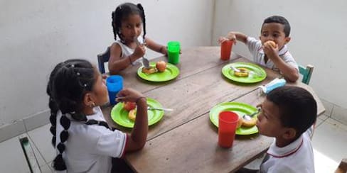 Sucre inició operación del PAE en instituciones educativas corregimentales