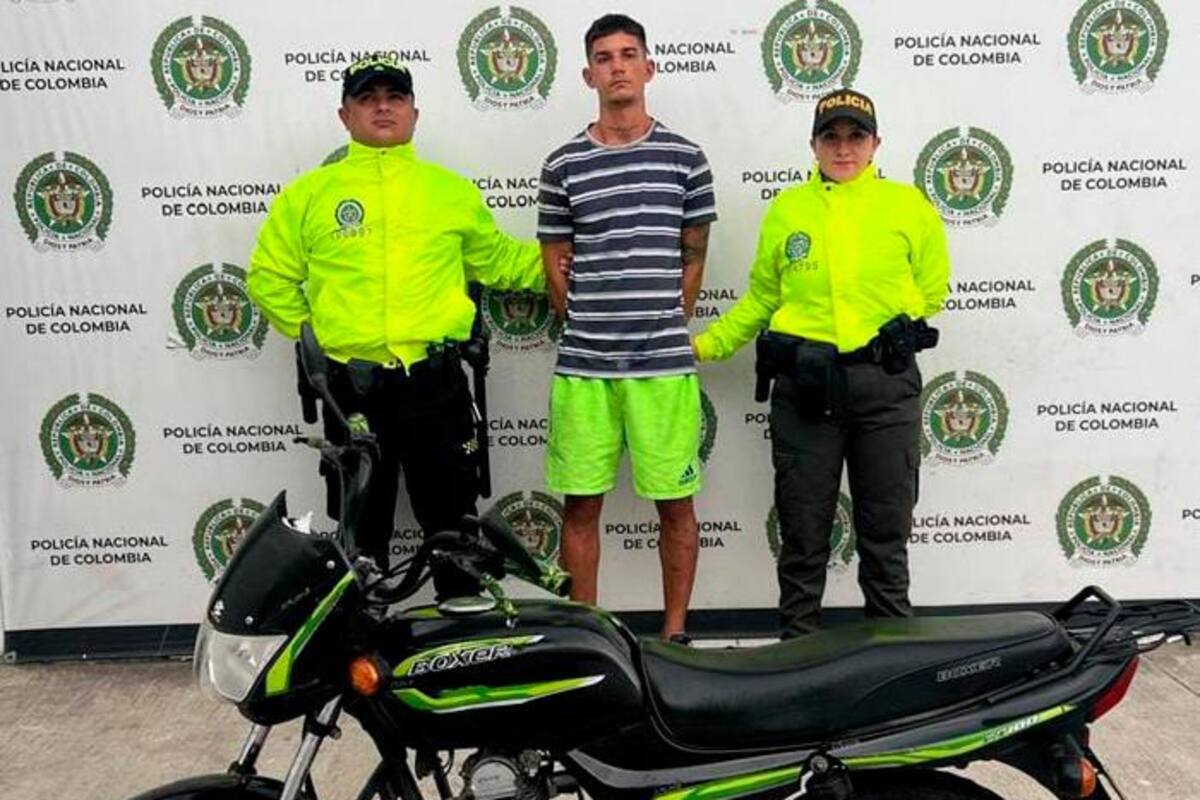¡Insólito! Lo liberan y media hora después, lo capturan robando una moto