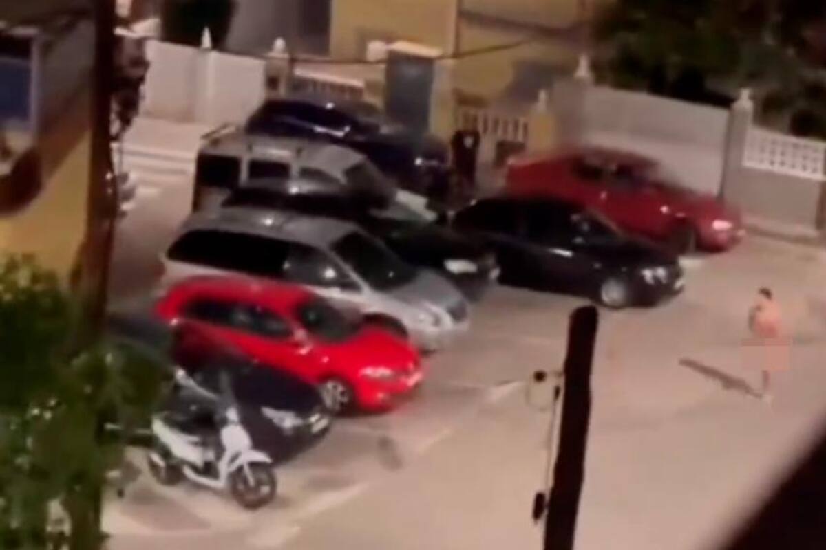 Video: hombre desnudo huye de esposo furioso con cuchillo tras infidelidad
