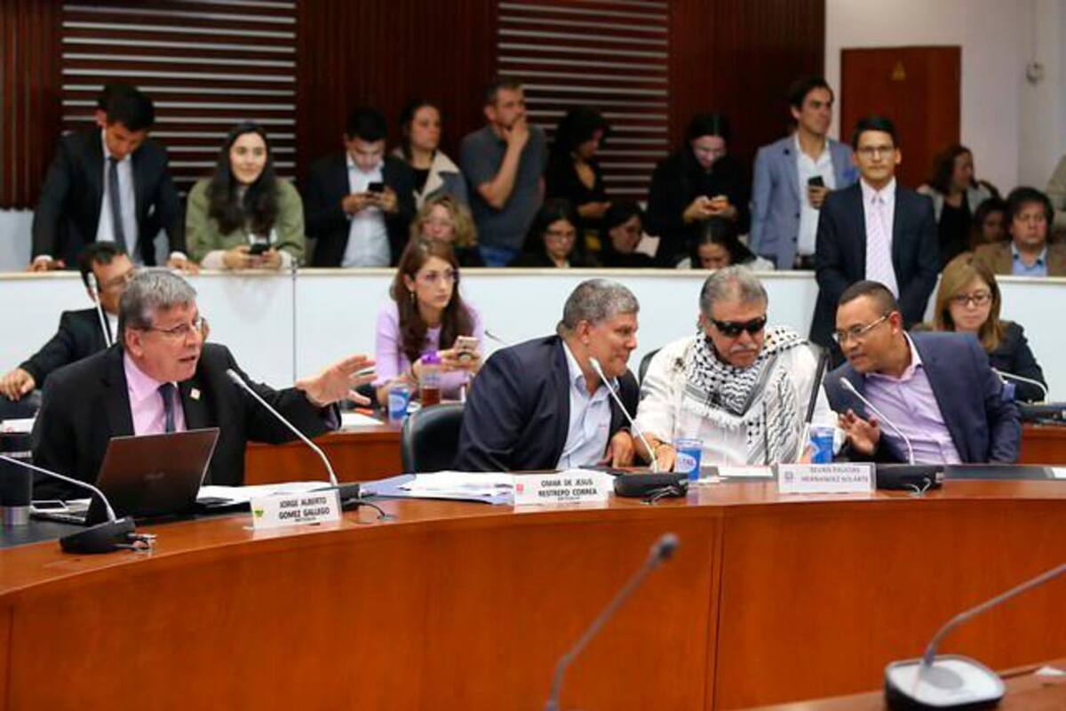 Santrich asistió a su primera sesión en la Cámara de Representantes