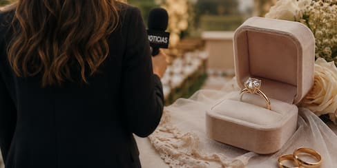 Presentadora de RCN le pidió matrimonio a su novio en romántica escena