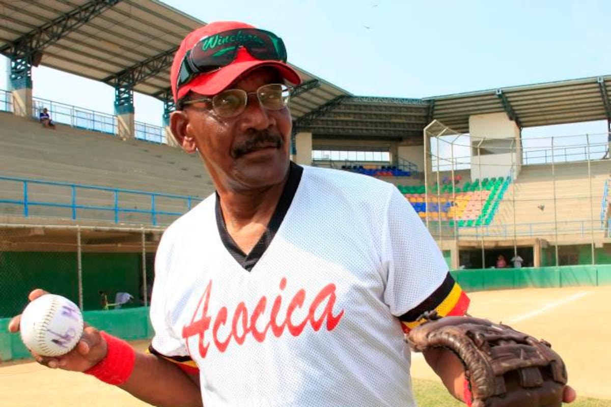 Estadio 11 de Noviembre se llamará Abel Leal