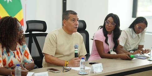 Dumek Turbay anuncia nueva planta en Islas del Rosario tras fallas de proyecto solar