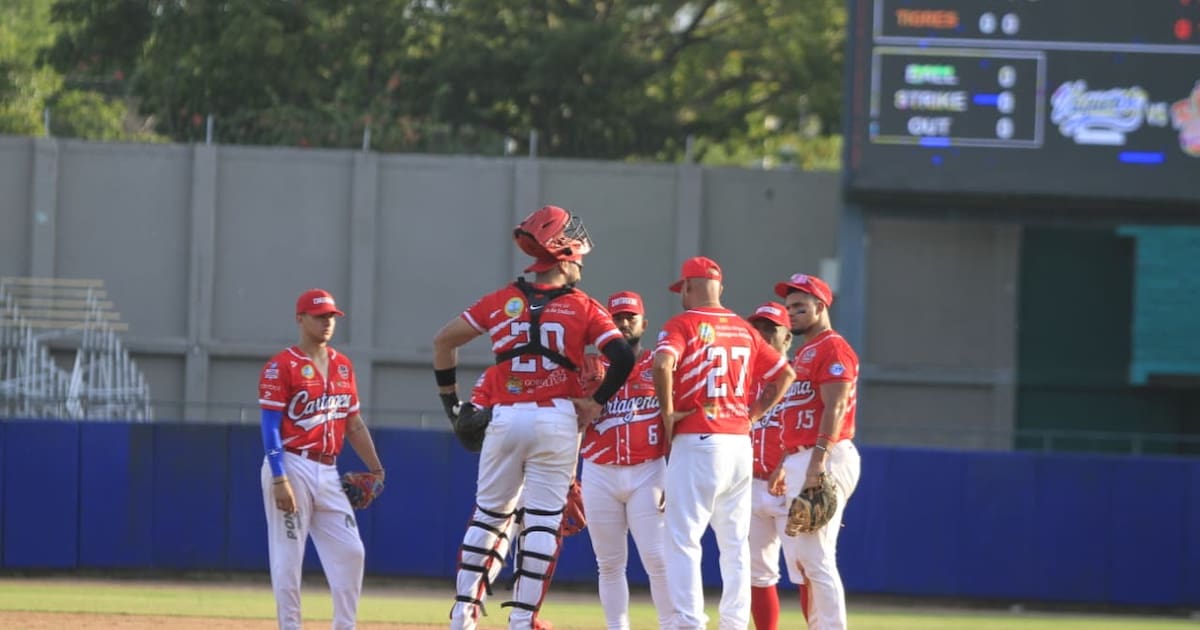 Tigres de Cartagena vino de menos a más y se impuso ante Vaqueros de Montería