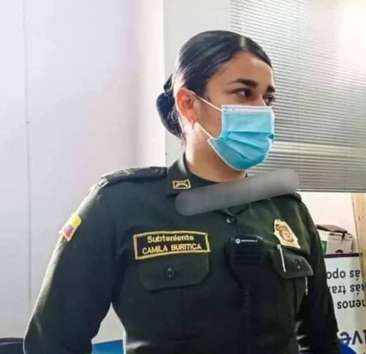 Teniente María Camila Buriticá Valencia, tiene orden de captura.