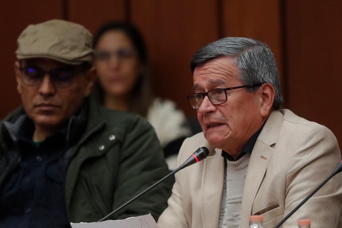 ELN apoya la propuesta de Petro de convocar una Asamblea Constituyente