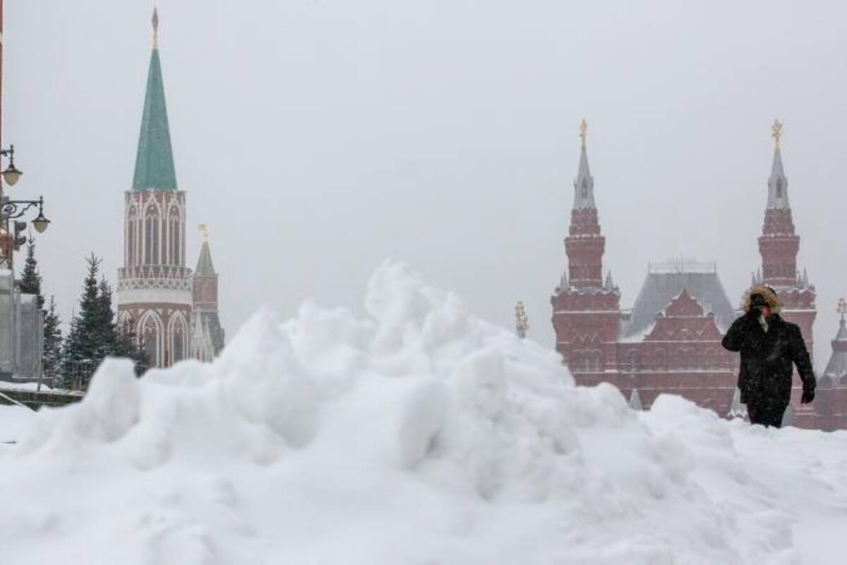 Moscú, la capital rusa, soporta nevada apocalíptica de más de 56 centímetros