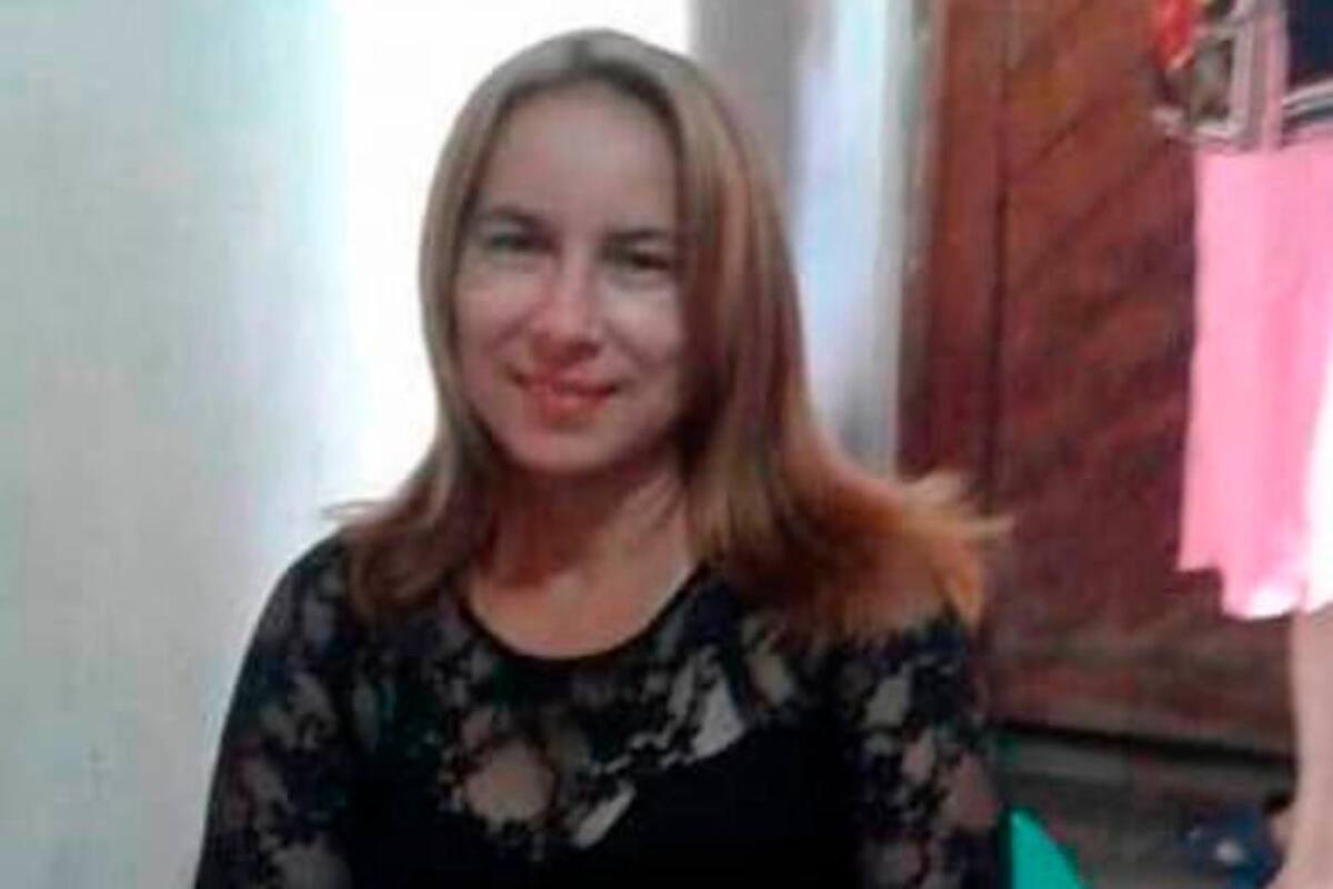 ¡Macabro! Asesinan a mujer y la hallan enterrada en el patio de su casa