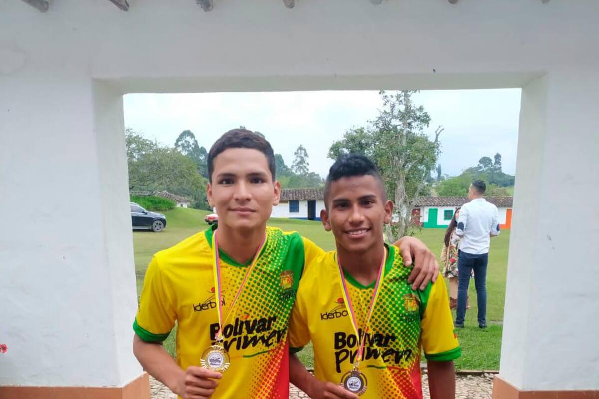 La lucha de Bolívar se para firme y da buenos resultados en Rionegro