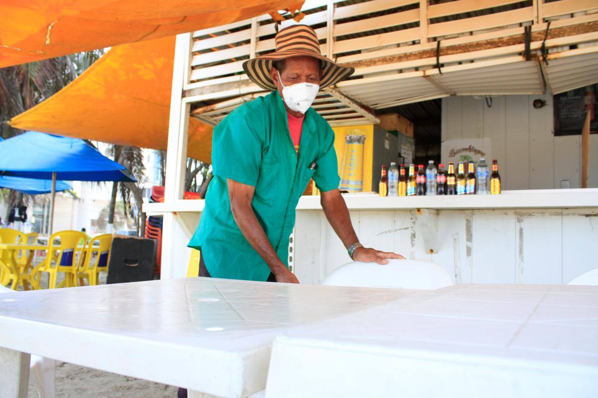 Trabajadores de las playas piden protección para no contraer coronavirus