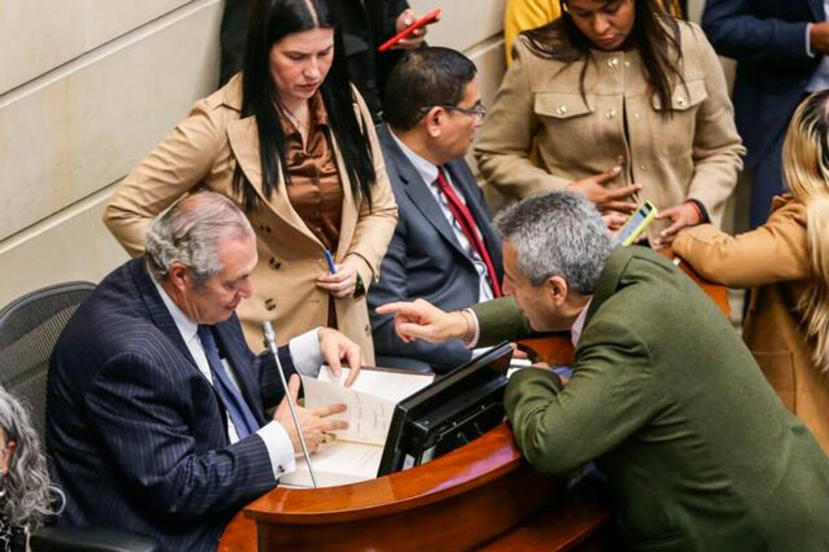 ¿La reforma pensional conseguirá mayorías? El otro dolor de cabeza de Petro