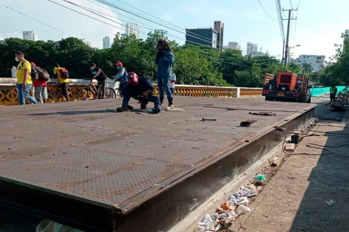 Paso de vehículos por el puente Las Palmas está cerca de retomarse