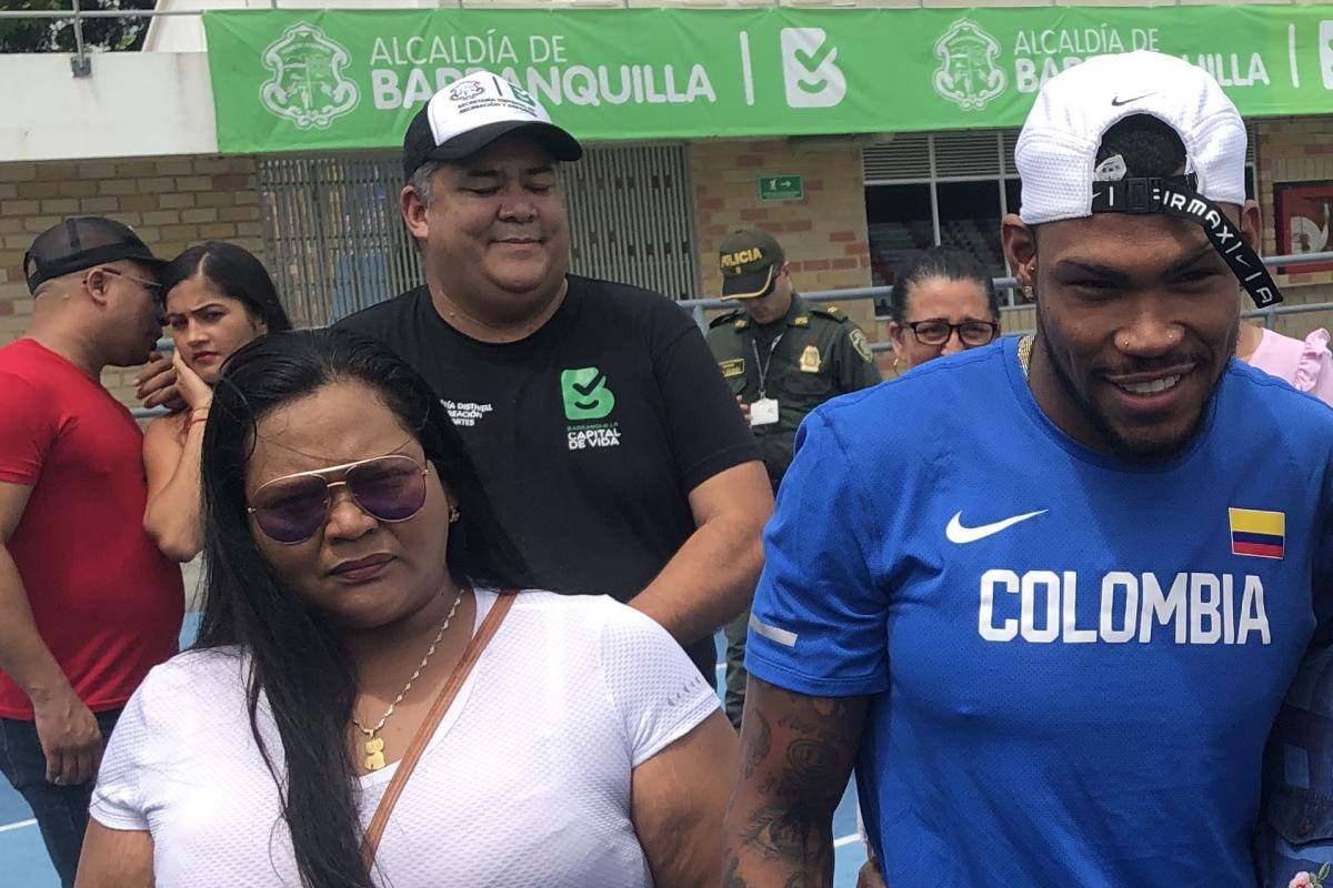Anthony Zambrano: De manejar bicicoche a medalla de plata olímpica