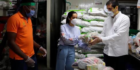 Cámara de Comercio de Cartagena dona 170 mercados al Banco de Alimentos