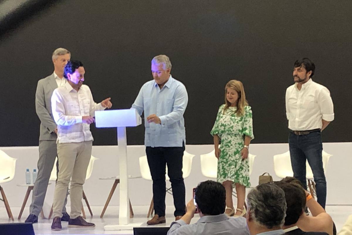 Lanzada la hoja de ruta para la energía eólica costa afuera en Colombia