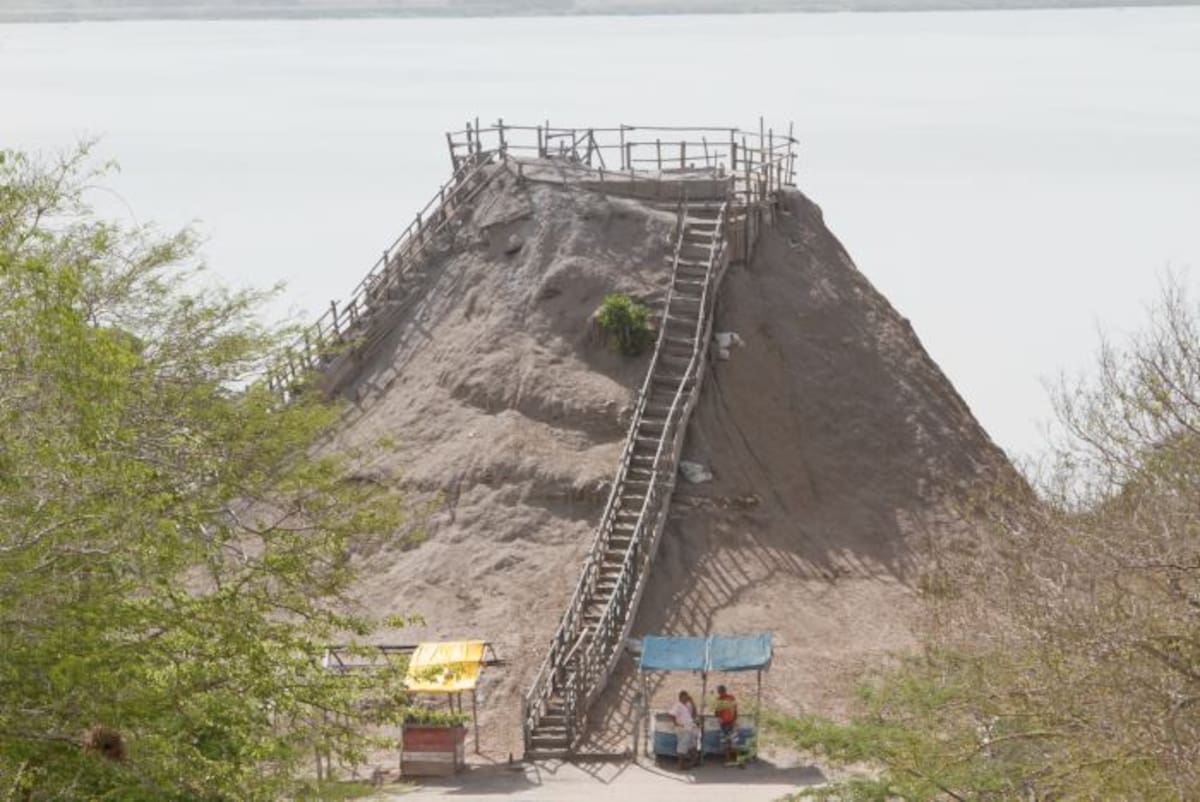 Volcán del Totumo EL UNIVERSAL
