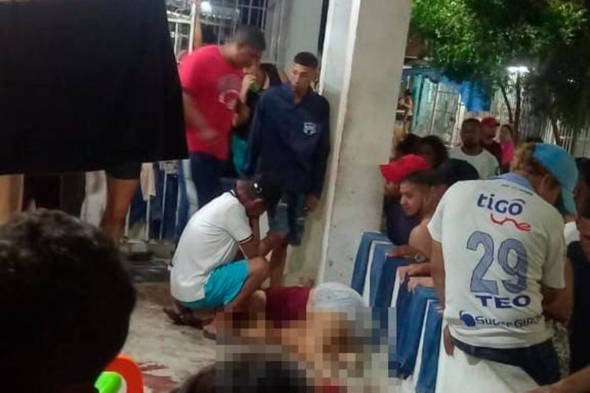 Sicarios asesinan a una mujer y a su hija y hieren a una niña de 2 años