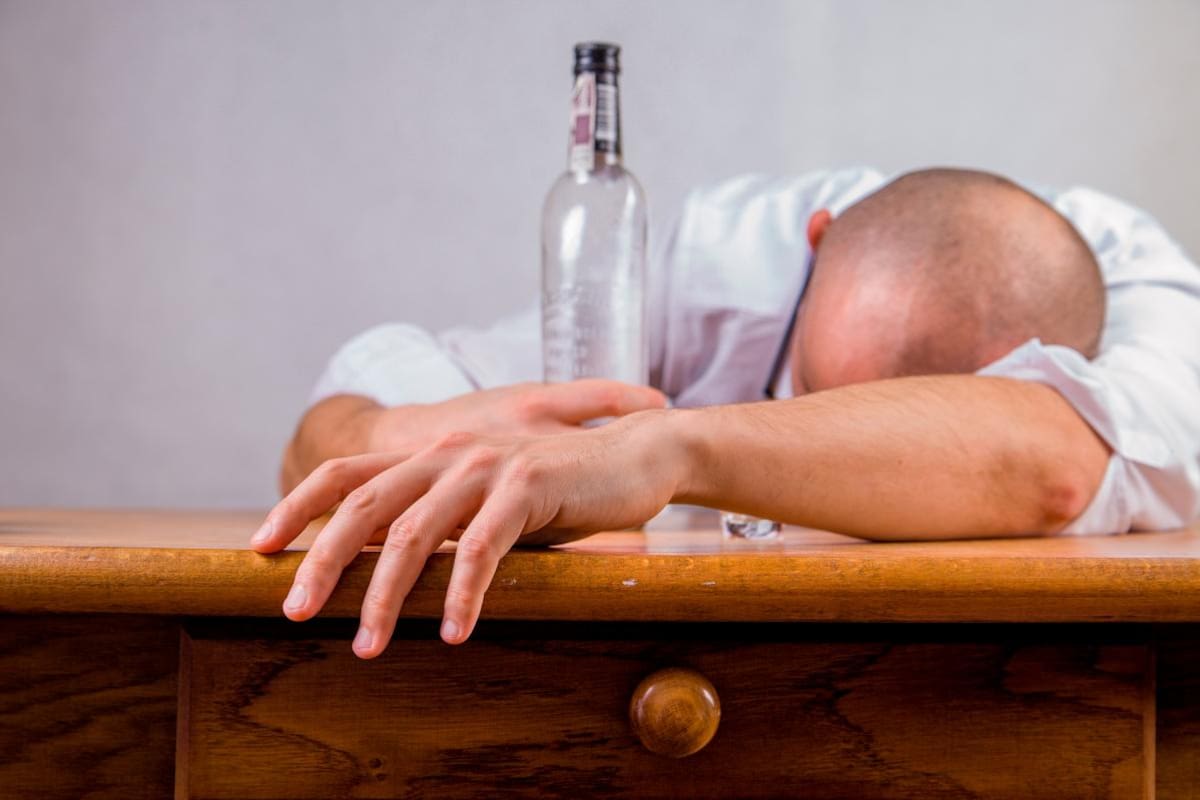 ¿Cuál es el alcohol que puede dejarte ciego?