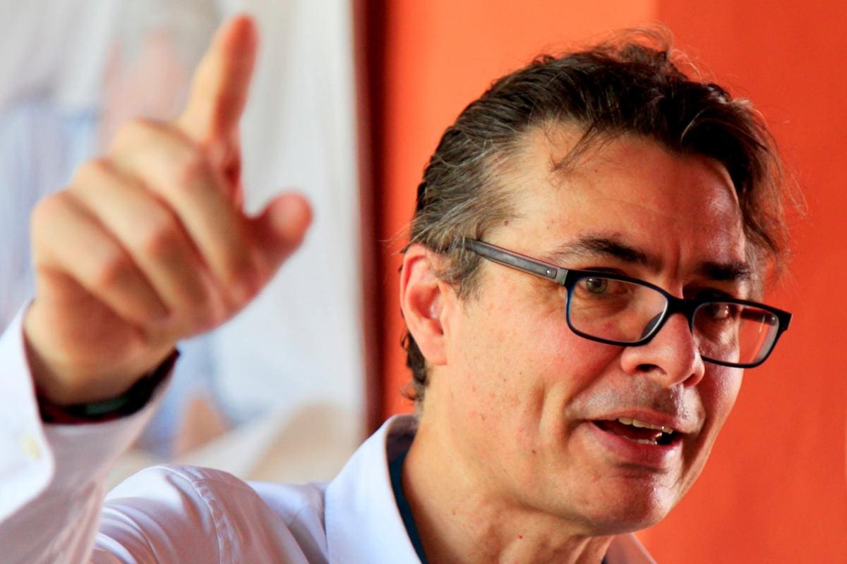 Luces y sombras del nuevo precandidato presidencial