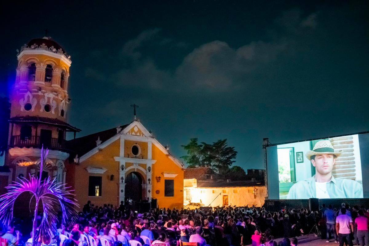 La magia del FICCI se vivió en la Plaza Santa Bárbara de Mompox