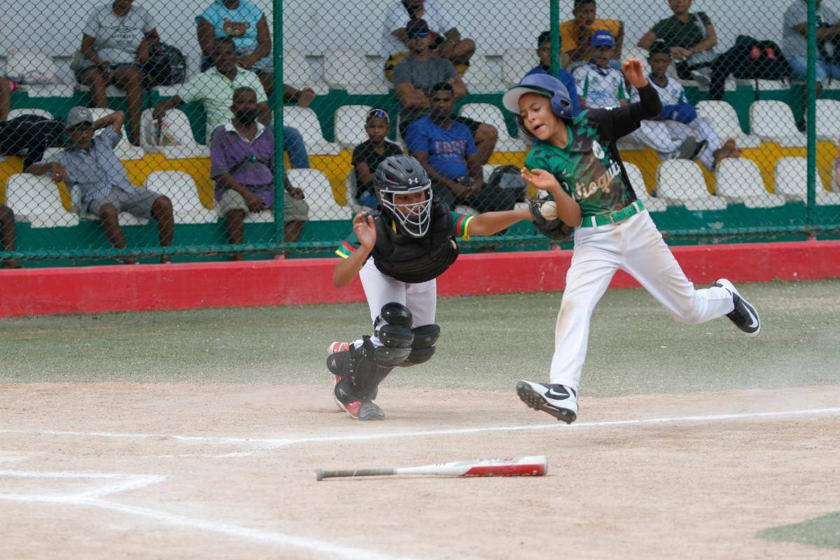 Listos los 4 semifinalistas del Nacional de Béisbol Infantil