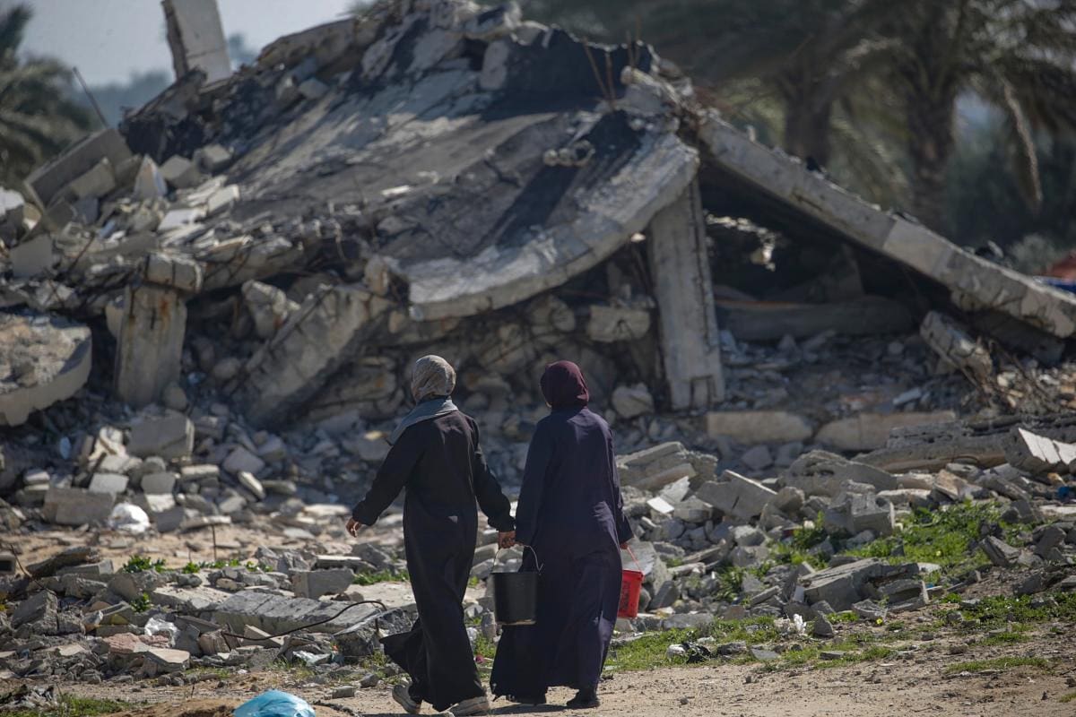 Israel asalta el hospital de Jan Yunis tras 25 días de asedio