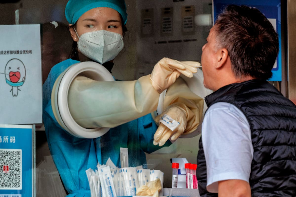 “Pandemia no ha acabado y debemos proteger a los más vulnerables”: OMS