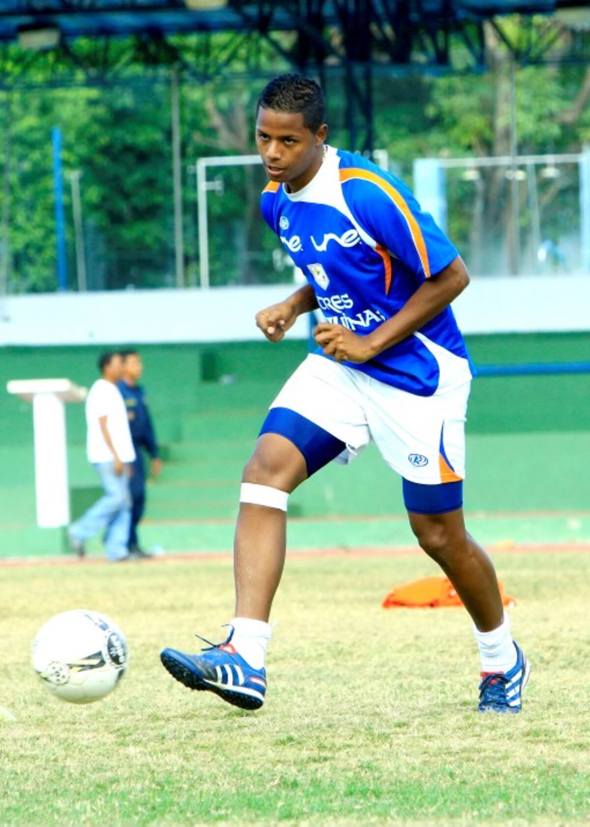 Pedro Tavima, defensa centro del Real Cartagena. Julio Castaño/El Universal