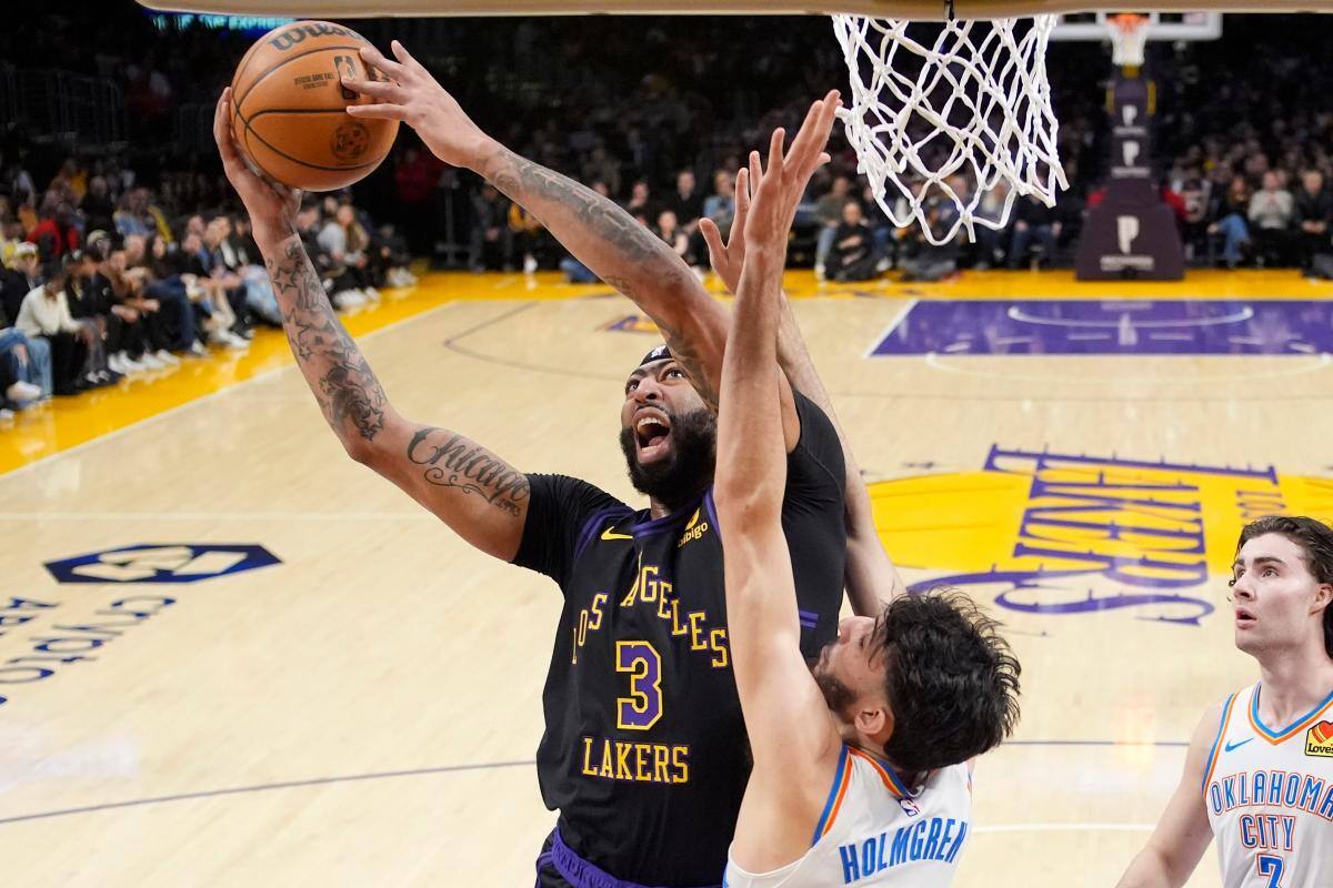 Los Lakers se recuperan ante Oklahoma City