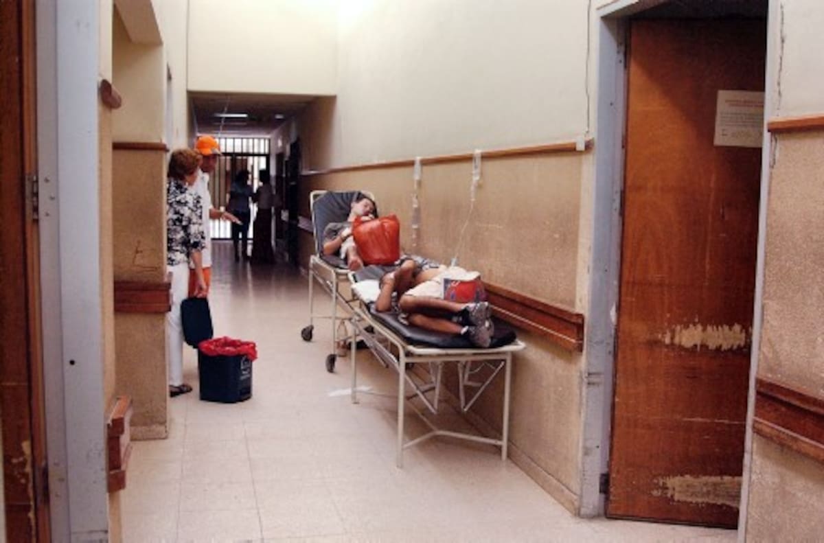 Los congresistas pidieron ajustar los cronogramas para que se apliquen de manera inmediata las reformas a la salud aprobadas para la Ley 1438 sancionada este año. El Estado, dijeron, debe sólo a la Nueva EPS $400.000 millones y a Caprecom $200.000 millones.