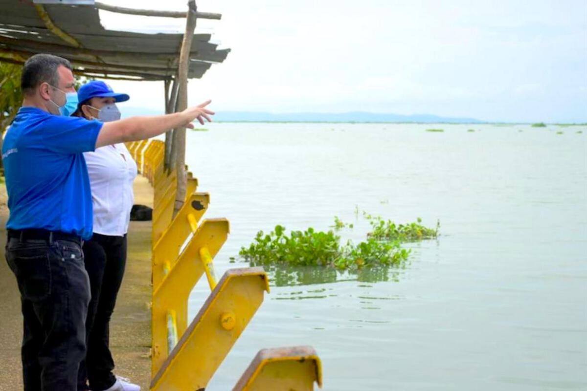 Adelantan acciones para atender posible emergencia en embalse El Guájaro