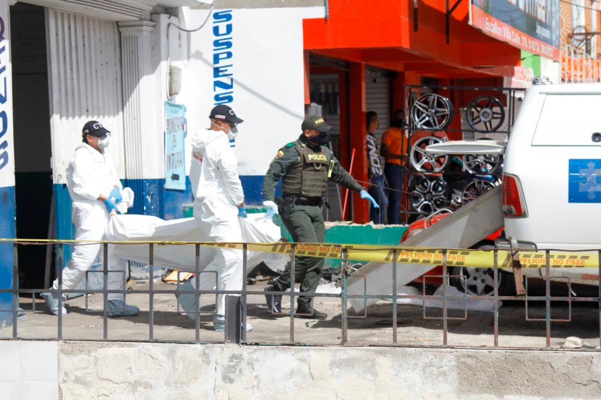 Investigan extraña muerte de un vigilante dentro de un taller en Escallón Villa