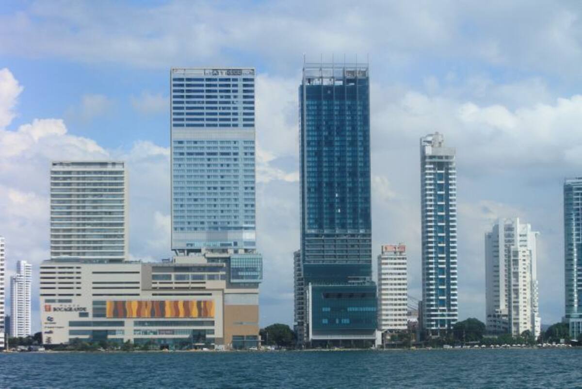 Las torres hoteleras más altas de la ciudad están en Bocagrande. El Hyatt Regency y el Estelar Cartagena JULIO CASTAÑO BELTRÁN - EL UNIVERSAL