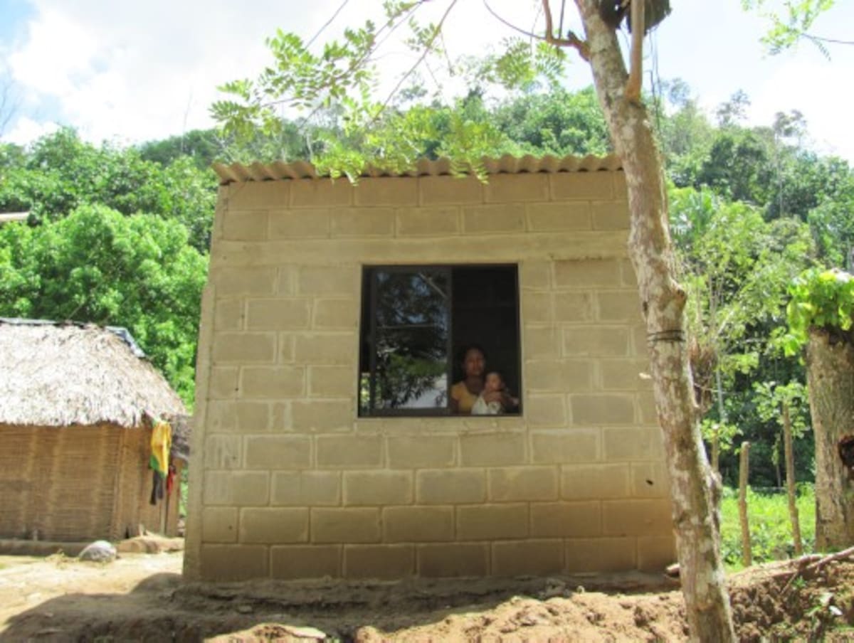 Esta es una de las mejoras de vivienda que entregó la estrategia Colombia Responde a unas 80 familias de Macayepos. LILA LEYVA - EL UNIVERSAL