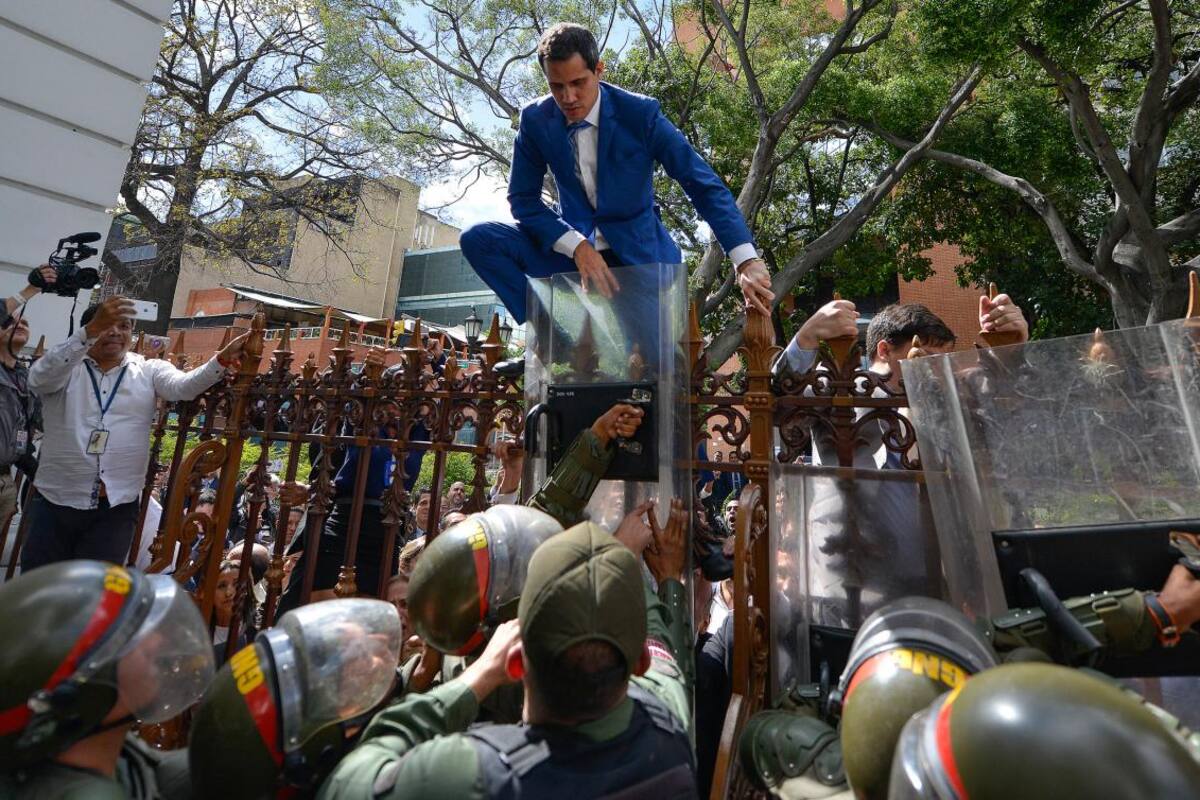 Venezuela abre un nuevo cisma: dos presidentes para un mismo parlamento