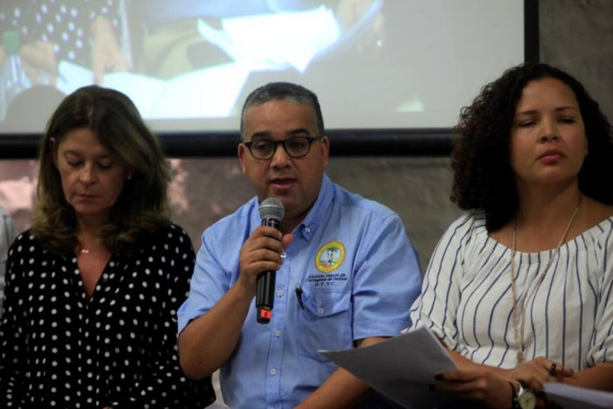 El alcalde Pedrito Pereira explica las acciones de su gobierno dentro del Pacto por Cartagena. Aroldo Mestre