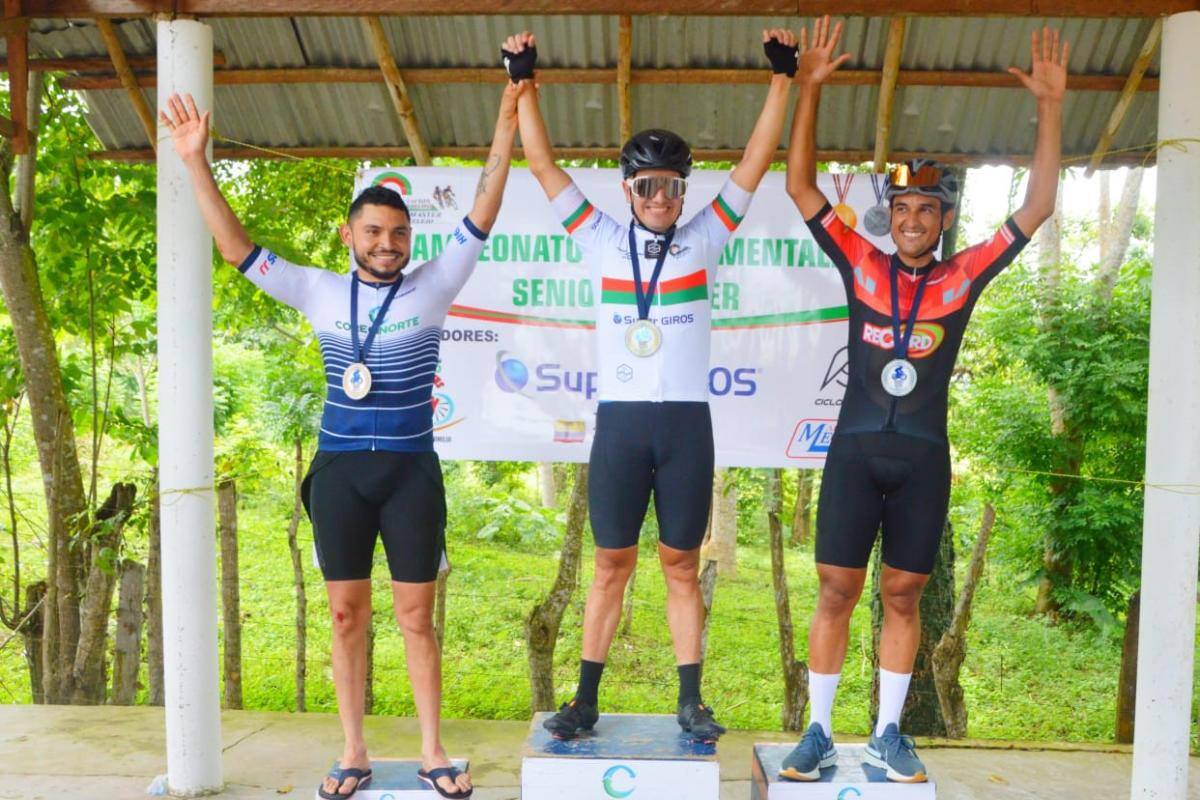 Hay nuevos reyes en el ciclismo Senior Máster de Sucre