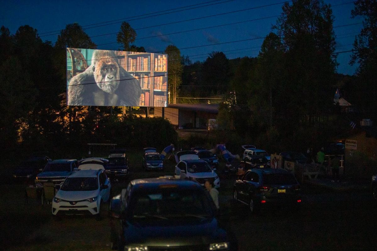 Cadenas de cines y Universal Studios enfrentados por estrenos en internet