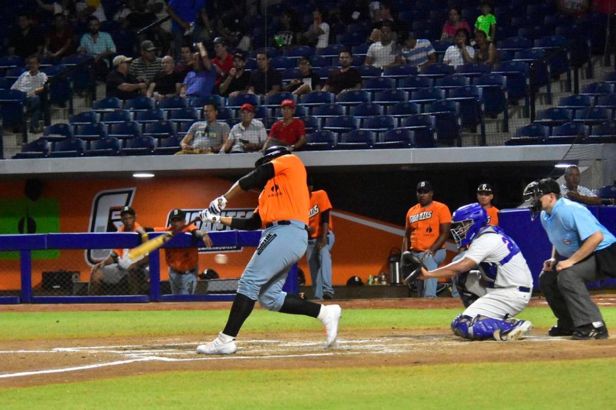 Gigantes le quitó el invicto a Caimanes en el Édgar Rentería