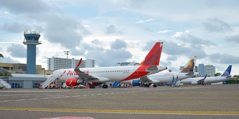 Más viajeros y más retos: así llega el aeropuerto de Cartagena a la temporada alta