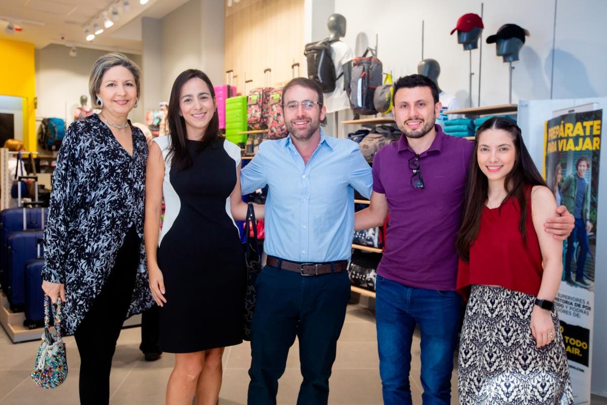 Carolina Calderón, Isabel Restrepo, Demisio Morad, Harvey Suárez y Laila Páez.