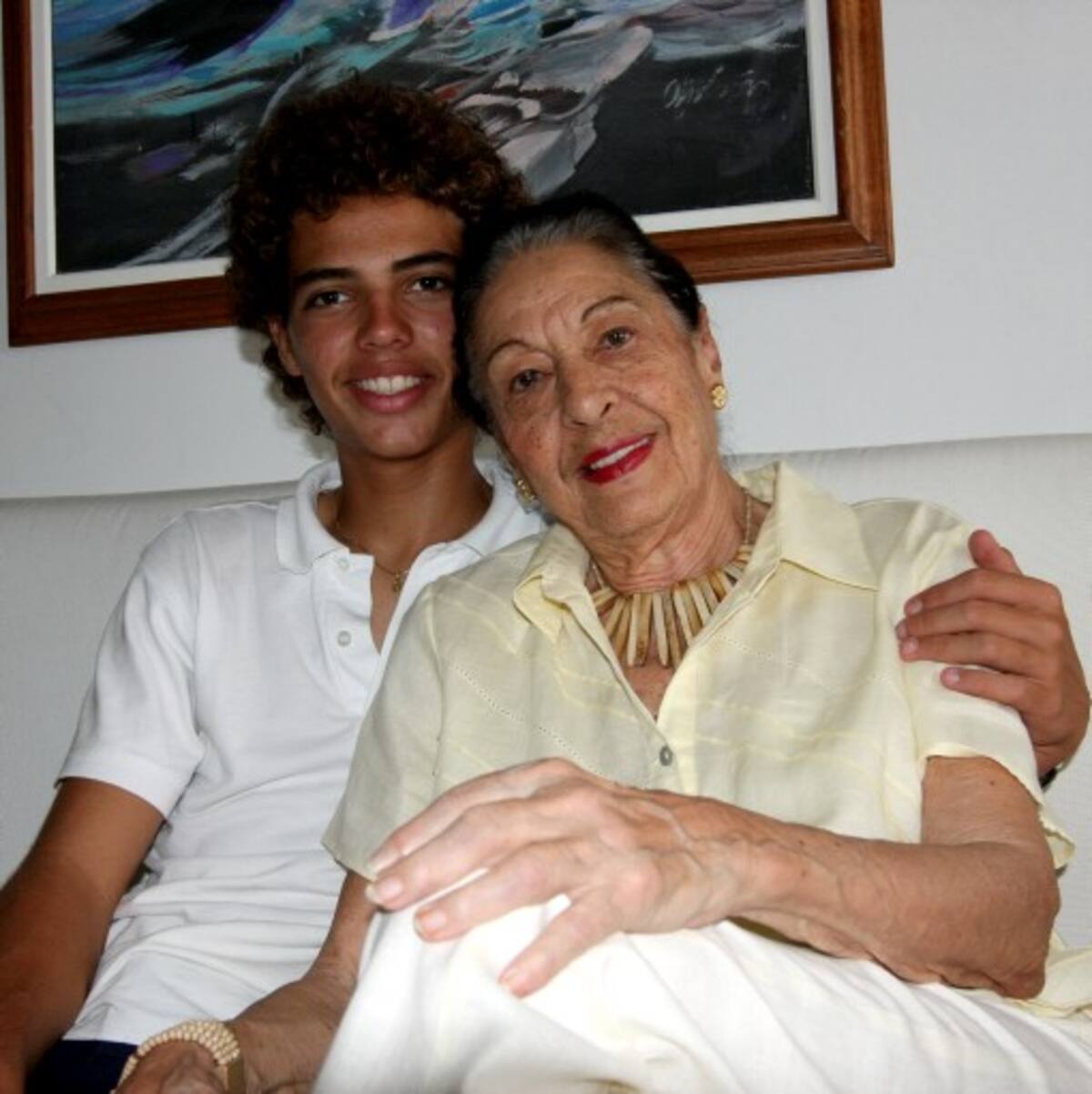Sonia Osorio compartió su alegría con su nieto Martín Pescador. FOTOS: ARCHIVO