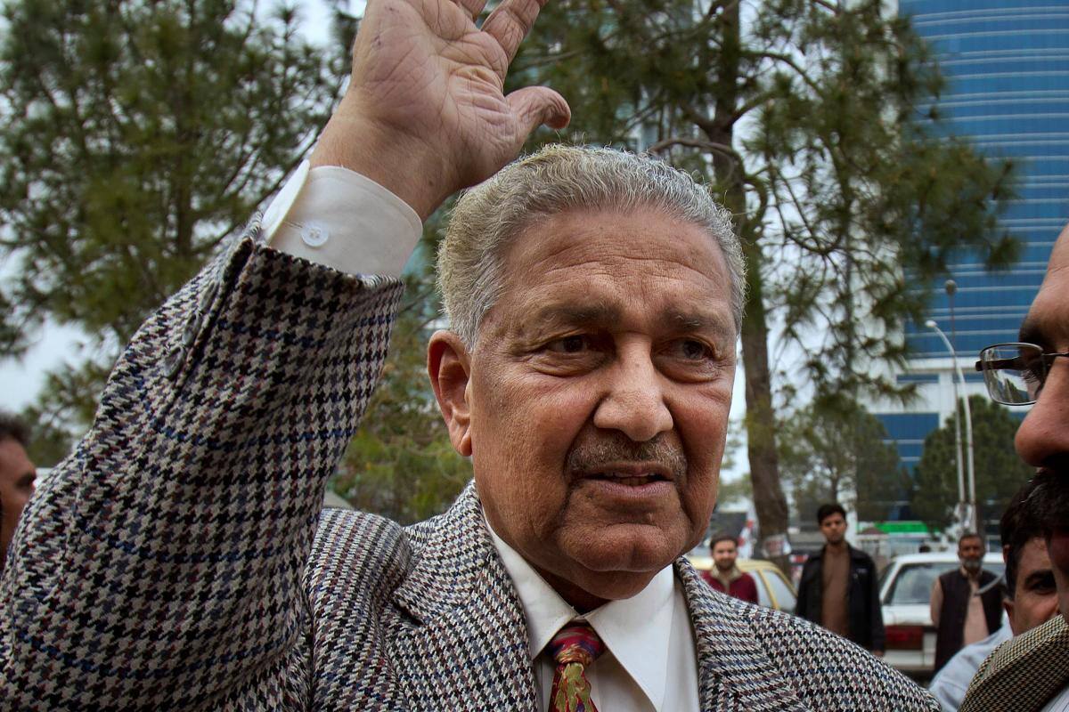 Fallece el creador del programa nuclear de Pakistán