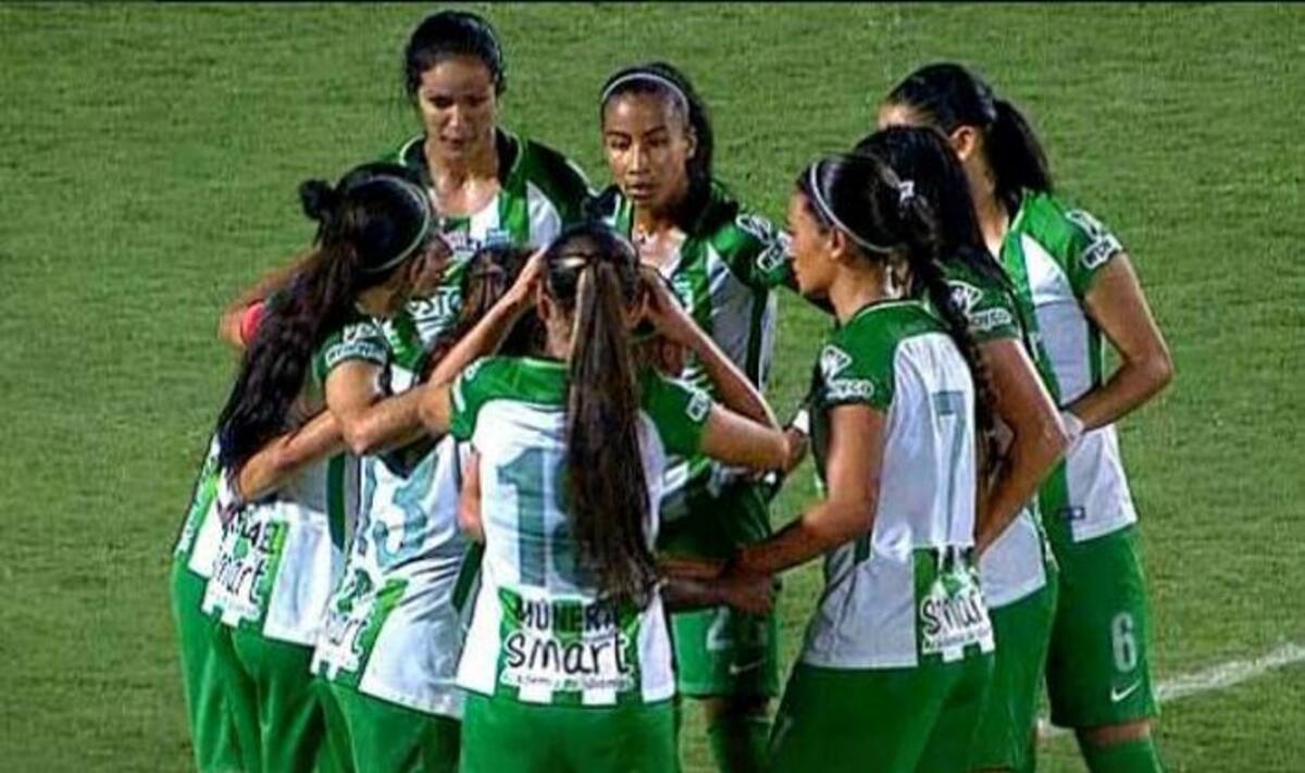 El Atlético Nacional derrotó 1-0 al Atlético Huila con un tanto de Lady Andrade en el partido de ida de la final de la Liga femenina colombiana. twitter: Tomada de Win Sports.
